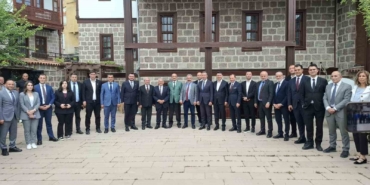 kayseri-belediye-baskani-buyukkilic-2027-turksoy-kultur-baskenti-olma-unvanini-almis-olduk-kayserimiz-bir-UrmjEz9j.jpg