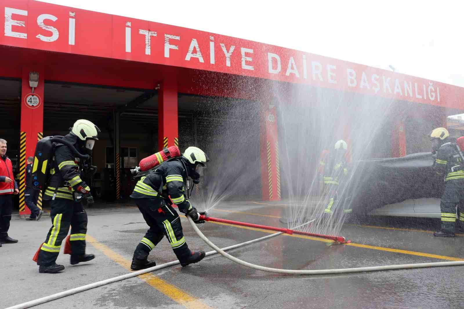 kayseri itfaiyesi elektrikli arac yanginlari icin teyakkuzda 8 3gTHqhBb