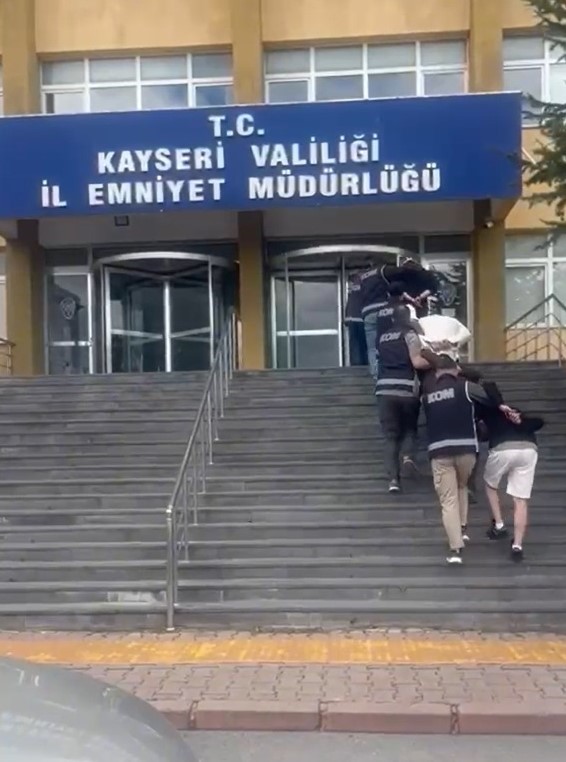 kayseri merkezli 3 ilde suc orgutune operasyon 4 tutuklama 2