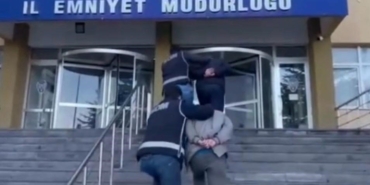 kayseri-polisinden-sahte-plaka-operasyonu-2-gozalti-Ph39NCM8.jpg