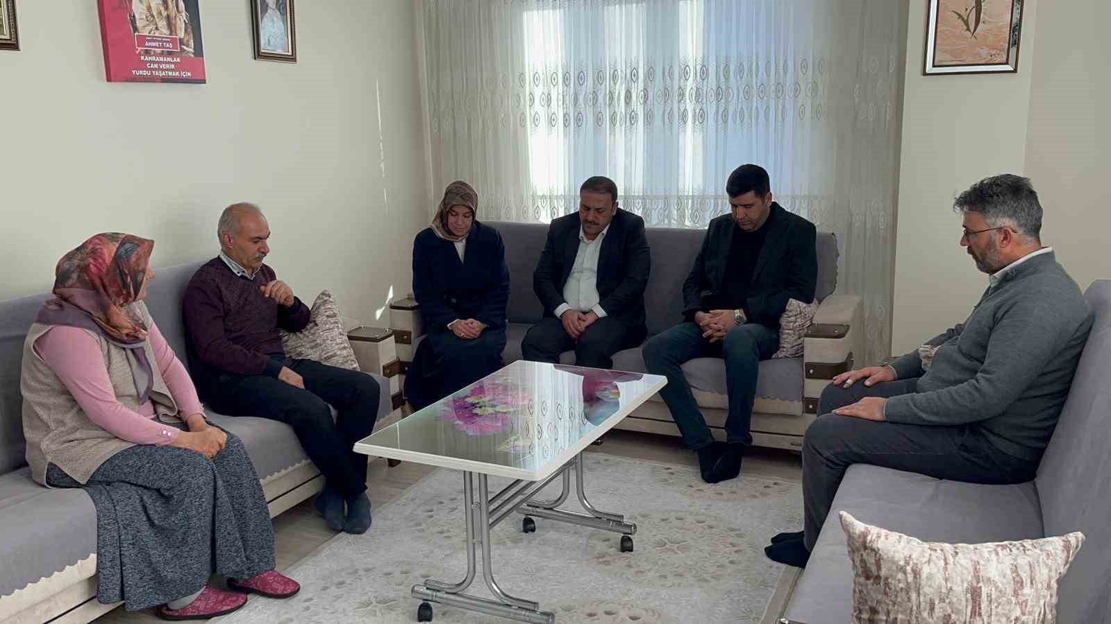 kayseri sehitlerine vefa isimleri cesmede yasayacak 2 LDYBSN2m