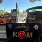 kayseride-1-milyon-50-bin-adet-makaron-ele-gecirildi-1-gozalti-eKtccNCi.jpg