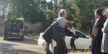 kayseride-12-katli-binanin-gorevli-dairesinde-yangin-4uxQePSj.jpg