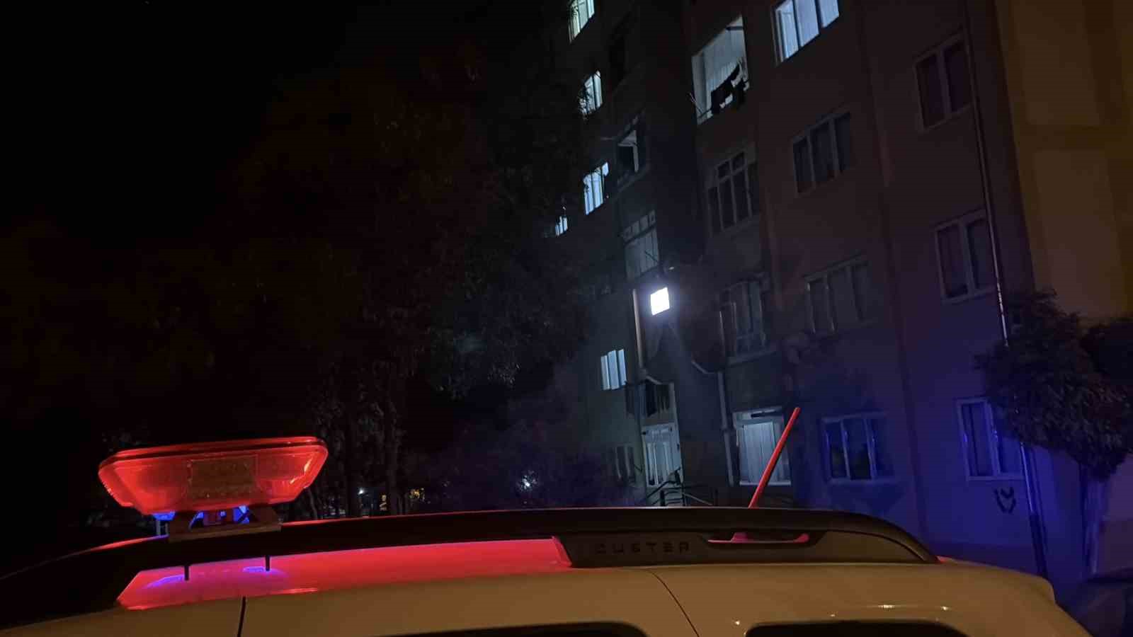 Kayseri’de 3. kattan düşen çocuk ağır yaralandı 6 kayseride 3 kattan dusen cocuk agir yaralandi 2 Z8hALYbC