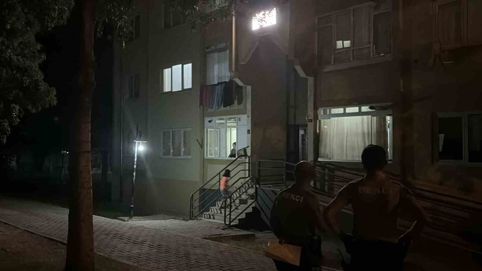 Kayseri’de 3. kattan düşen çocuk ağır yaralandı 7 kayseride 3 kattan dusen cocuk agir yaralandi 3 kFmG5Zpa