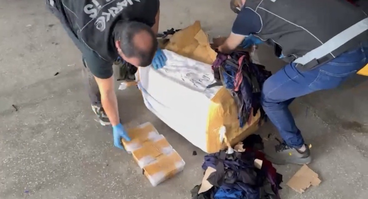 kayseride 9 kilogram uyusturucu ele gecirildi 5 gozalti 1 D3GRKTA3