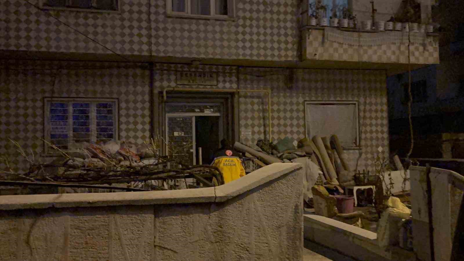 Kayseri’de bıçaklanan çocuk binaya sığındı: 1 yaralı 6 kayseride bicaklanan cocuk binaya sigindi 1 yarali 2