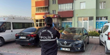 kayseride-bir-kisi-babasi-tarafindan-evde-olu-bulundu-RCmmCpTS.jpg