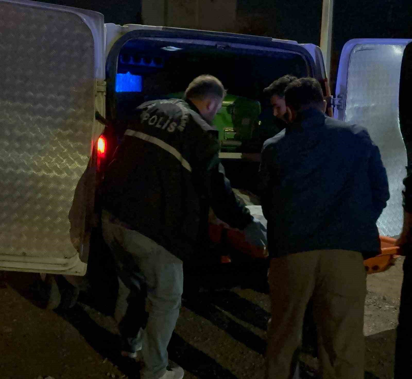 kayseride bir kisi bekci kulubesinin onunde olu bulundu 3 qn5KF7J8