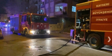 kayseride-bodrum-katinda-yangin-4-cocuk-dumandan-etkilendi-44jnYAfU.jpg