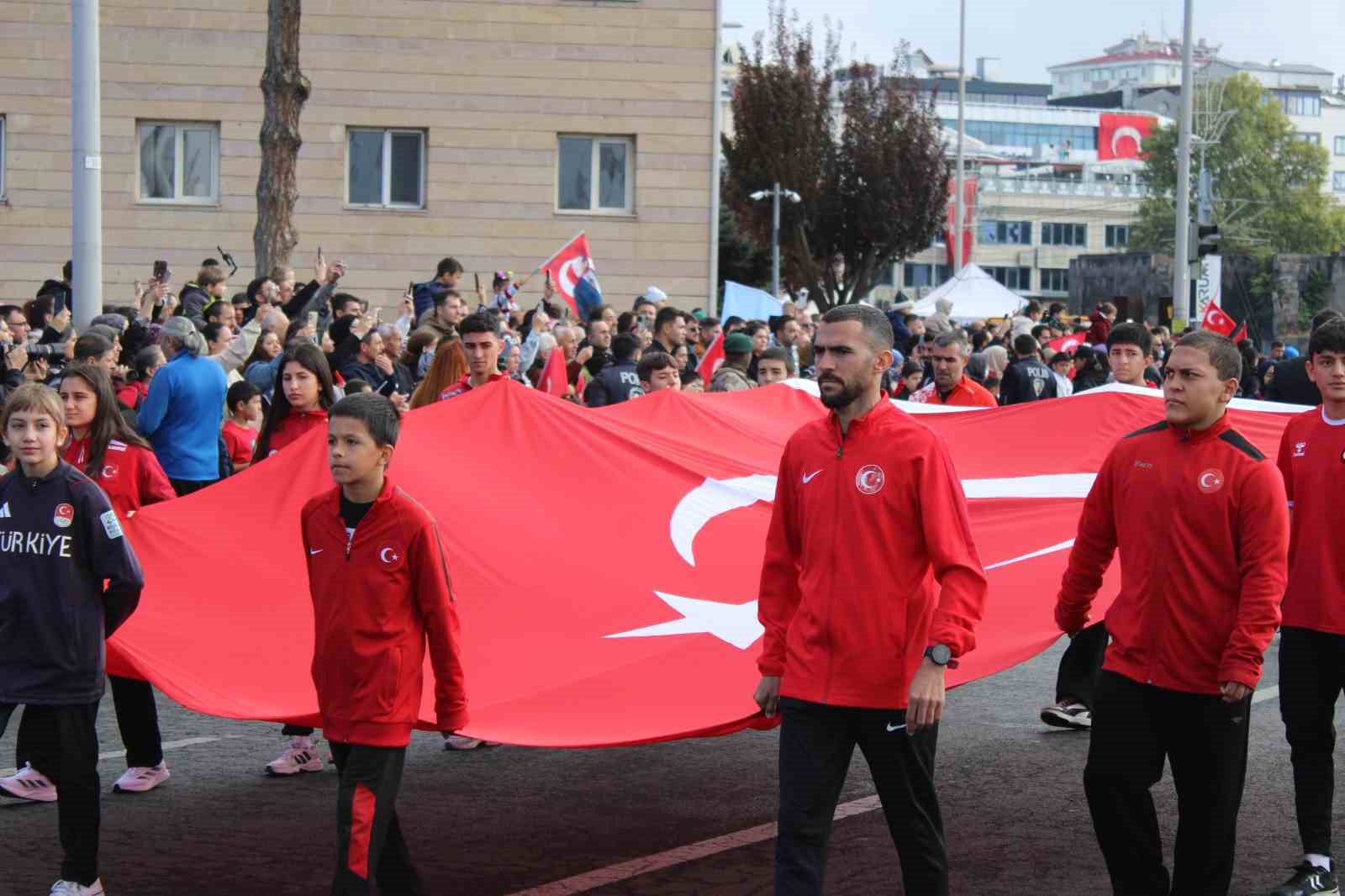 kayseride celik kanatli 29 ekim coskusu 9