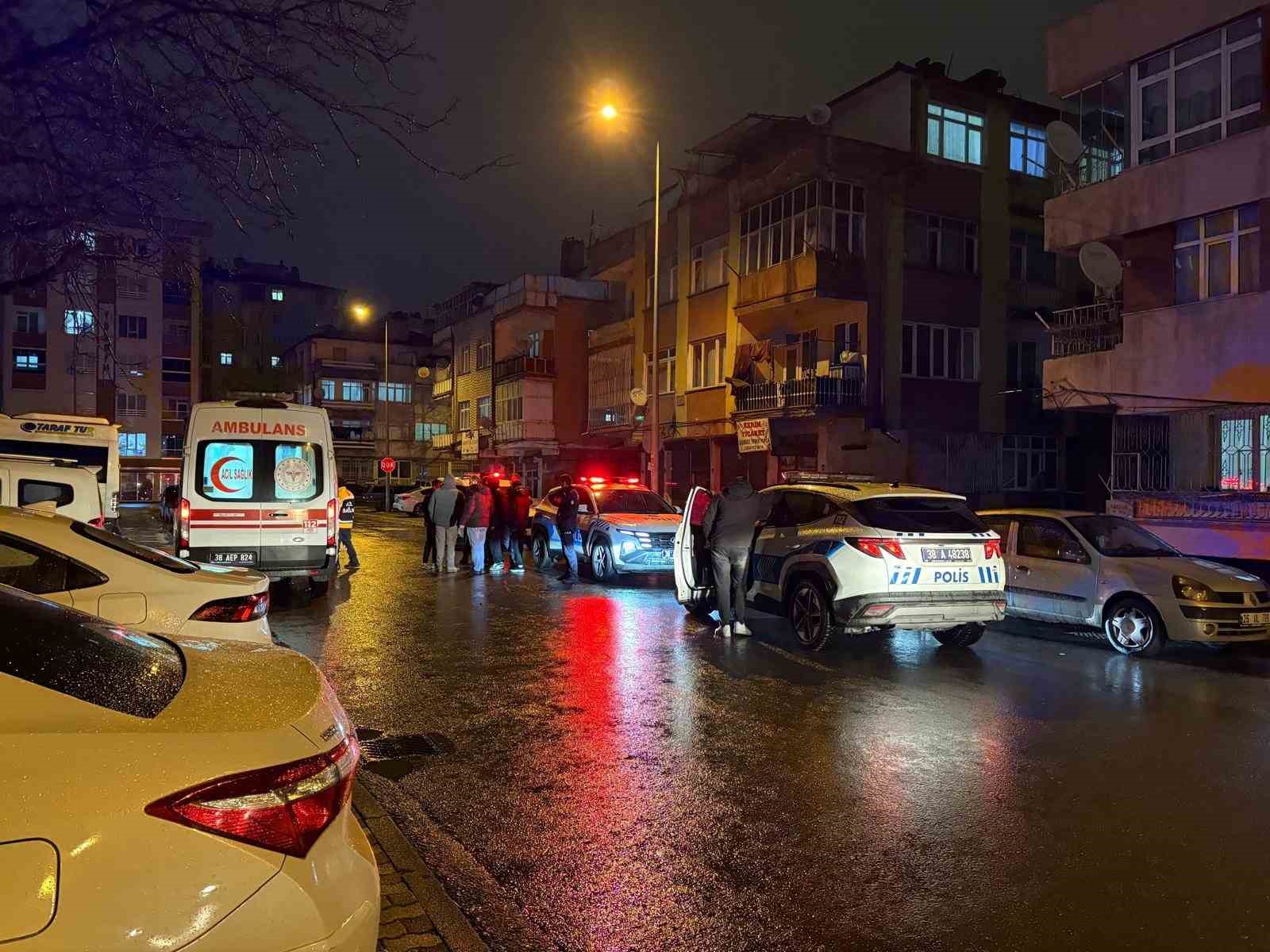 kayseride cocuklar arasi kavga 1 yarali 1 iwhRitAX