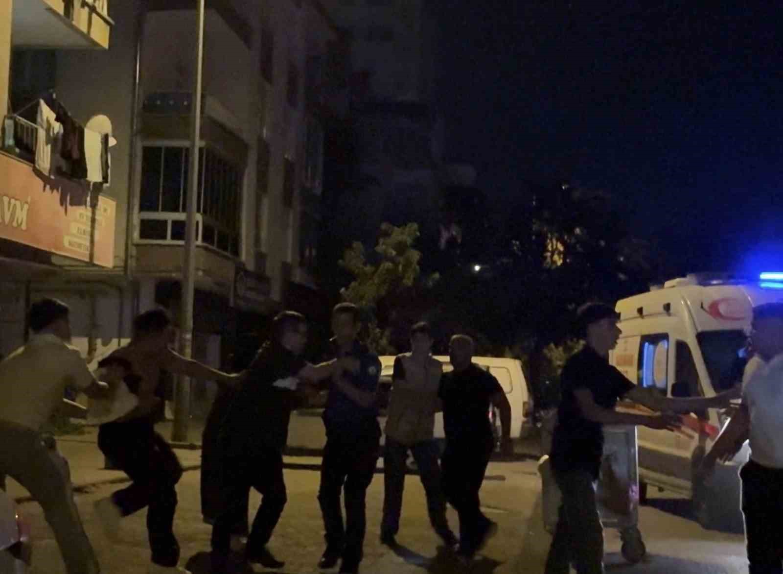 Kayseri’de çocuklar arasında bıçaklı kavga: 1 yaralı, 1 gözaltı 4 kayseride cocuklar arasinda bicakli kavga 1 yarali 1 gozalti 0 CfClwMeG