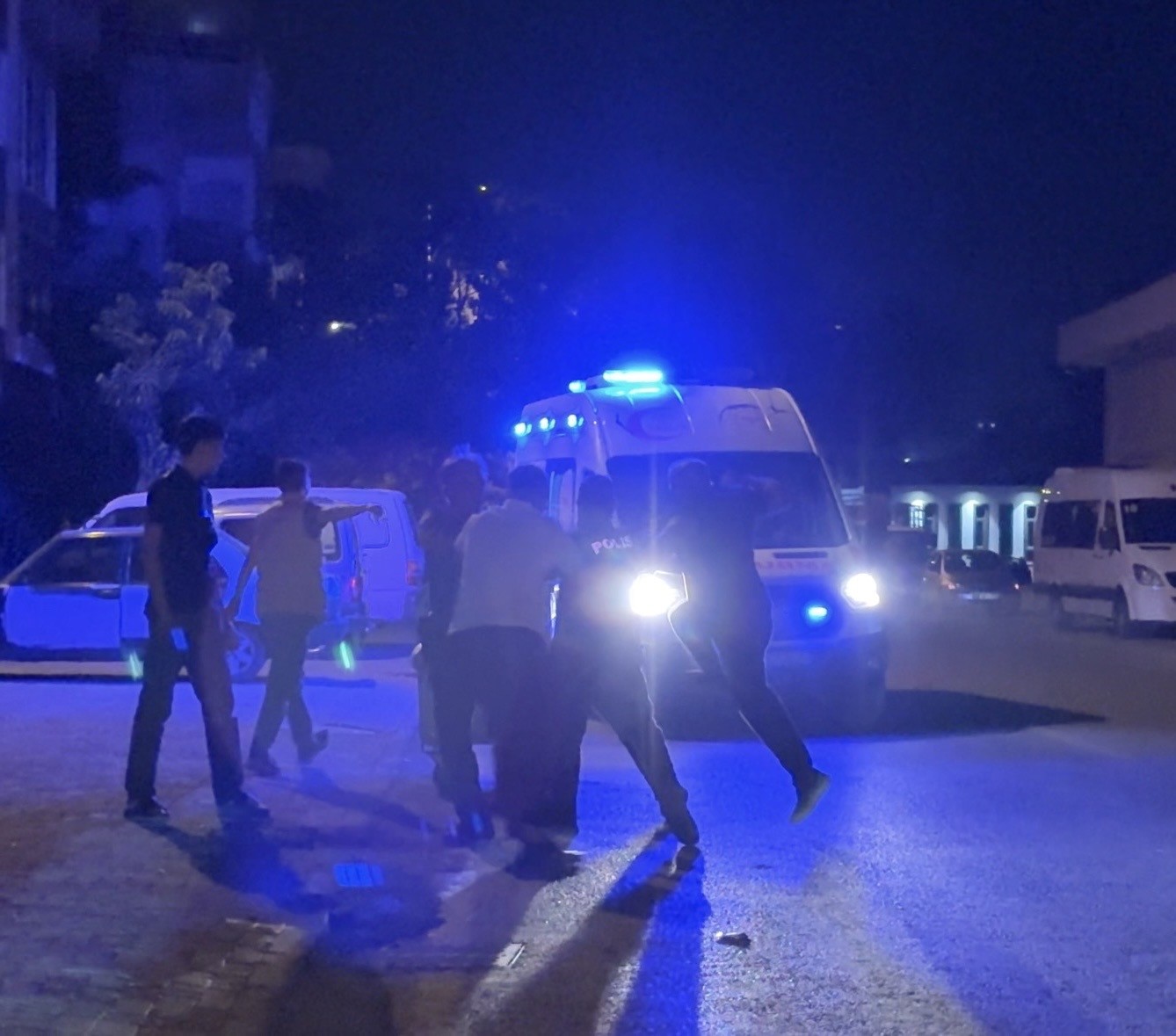 Kayseri’de çocuklar arasında bıçaklı kavga: 1 yaralı, 1 gözaltı 5 kayseride cocuklar arasinda bicakli kavga 1 yarali 1 gozalti 1 icNnirtK