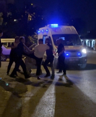 kayseride-cocuklar-arasinda-bicakli-kavga-1-yarali-1-gozalti-4p1Fi6qk.jpg