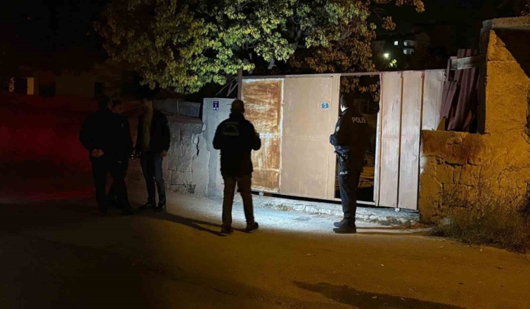 kayseride-dayi-yegenini-bicakladi-1-yarali-WHejU7Ek.jpg