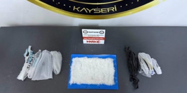 kayseride-es-zamanli-uyusturucu-operasyonu-3-gozalti-xa7sm9FS.jpg