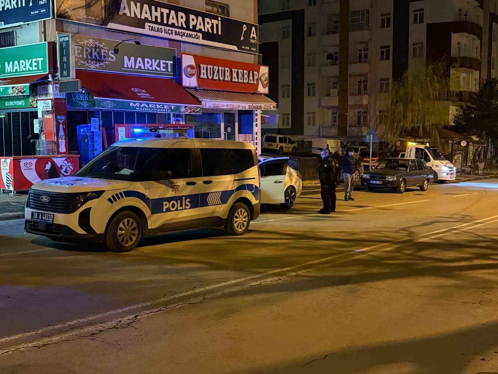 kayseride iki grup arasi bicakli kavga 2 yarali 4 8ViFilbQ