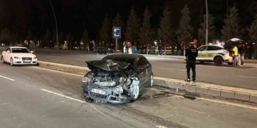 kayseride-iki-otomobil-carpisti-1-yarali-exZLIAfi.jpg