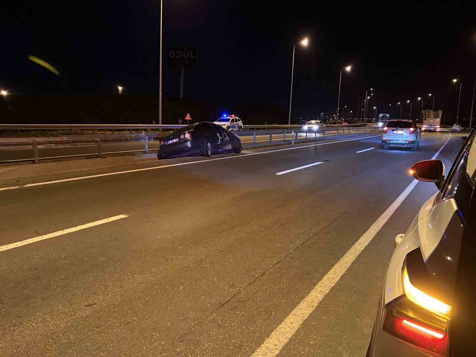 kayseride iki otomobilin carpistigi kazada 3 yasindaki bebek yaralandi 0