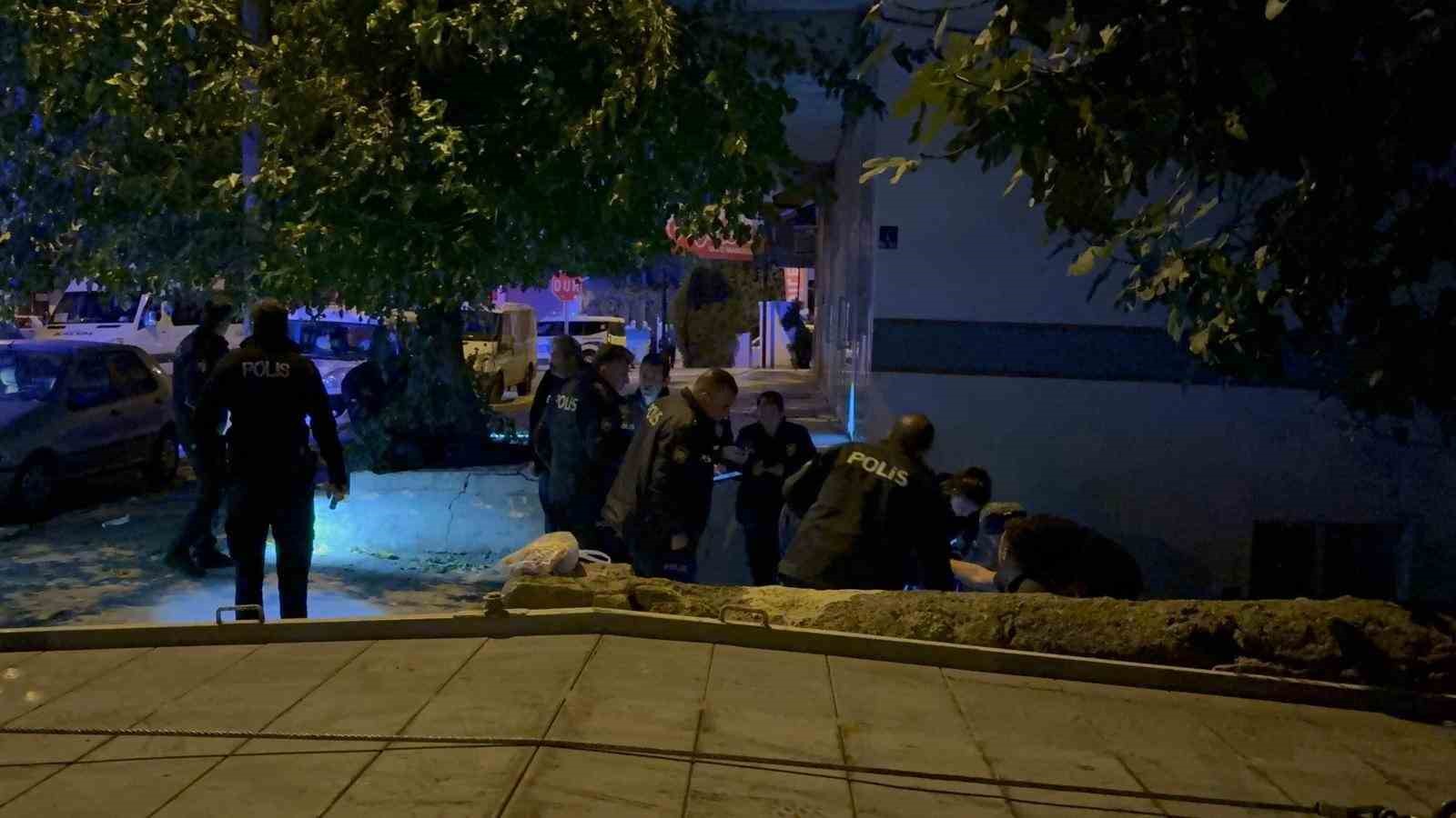 kayseride kanli pusuya dusurulen adam hayatini kaybetti 2 ahClgEm6