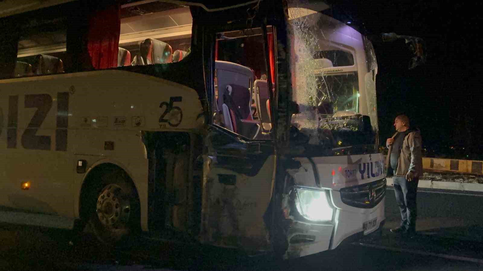 Kayseri’de kaza üstüne kaza: 1’i ağır 7 yaralı 5 kayseride kaza ustune kaza 1i agir 7 yarali 1 MkeVtnV7