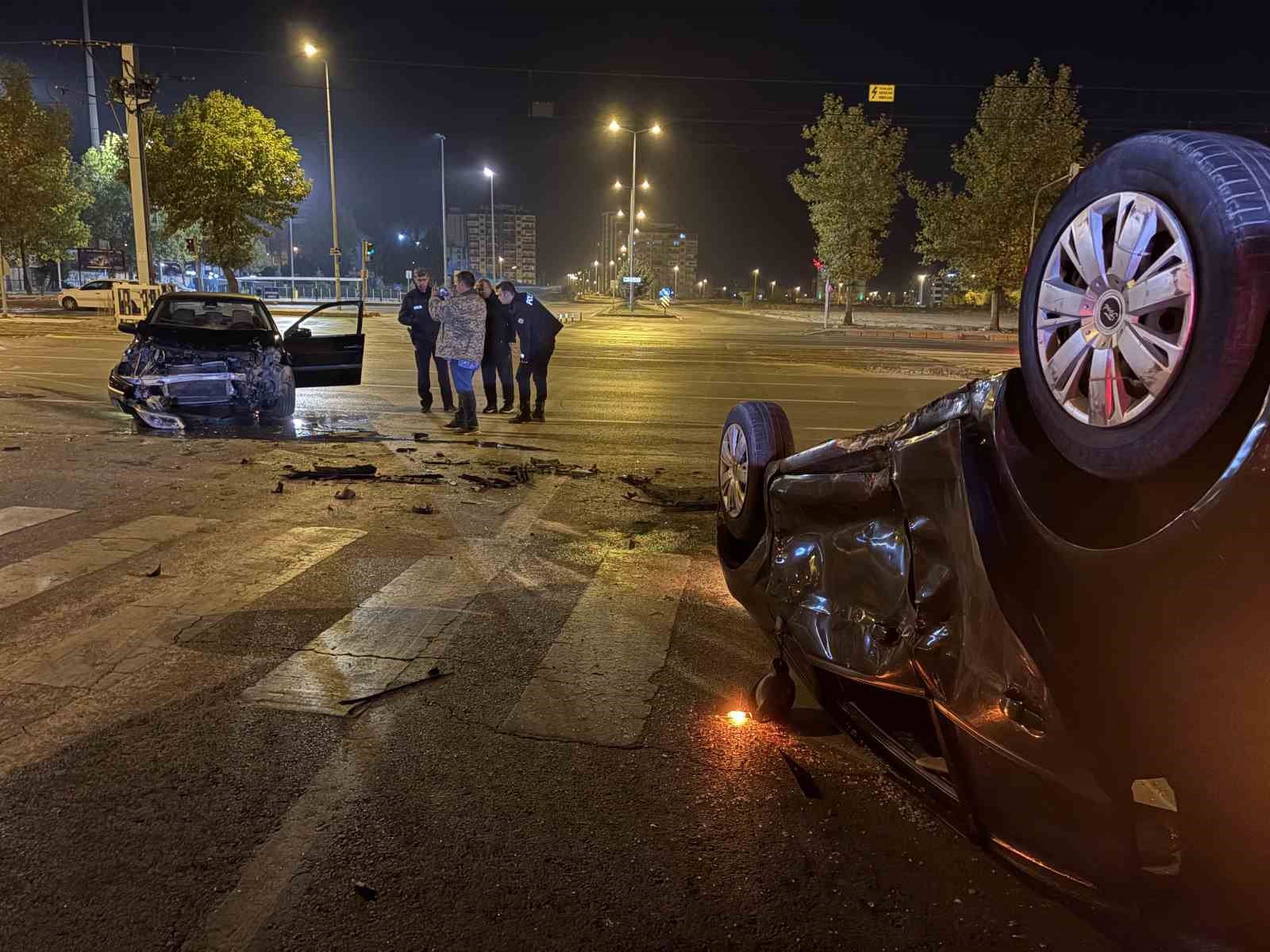 kayseride kazaya karisan otomobil takla atti 2 yarali 1 5MtIzMCB