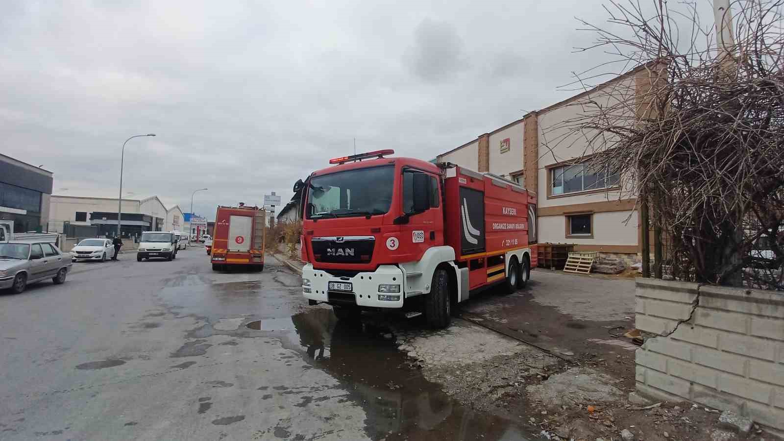 kayseride korkutan yangin 1 L9leYivA