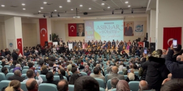 kayseride-ozanlar-kulaklarin-pasini-sildi-nyxTwKpN.jpg