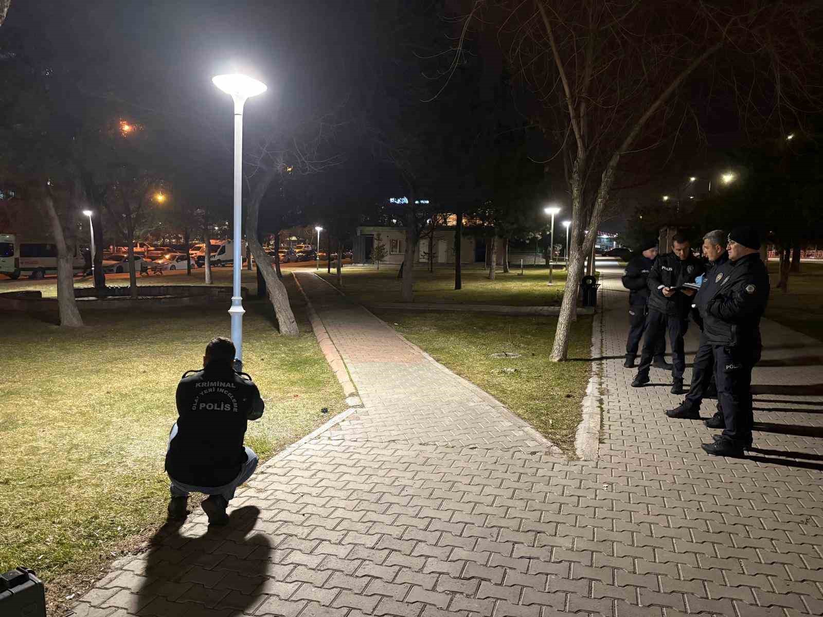 Kayseri’de parkta tüfekli kavga: 1 yaralı 6 kayseride parkta tufekli kavga 1 yarali 2 315e7YGn