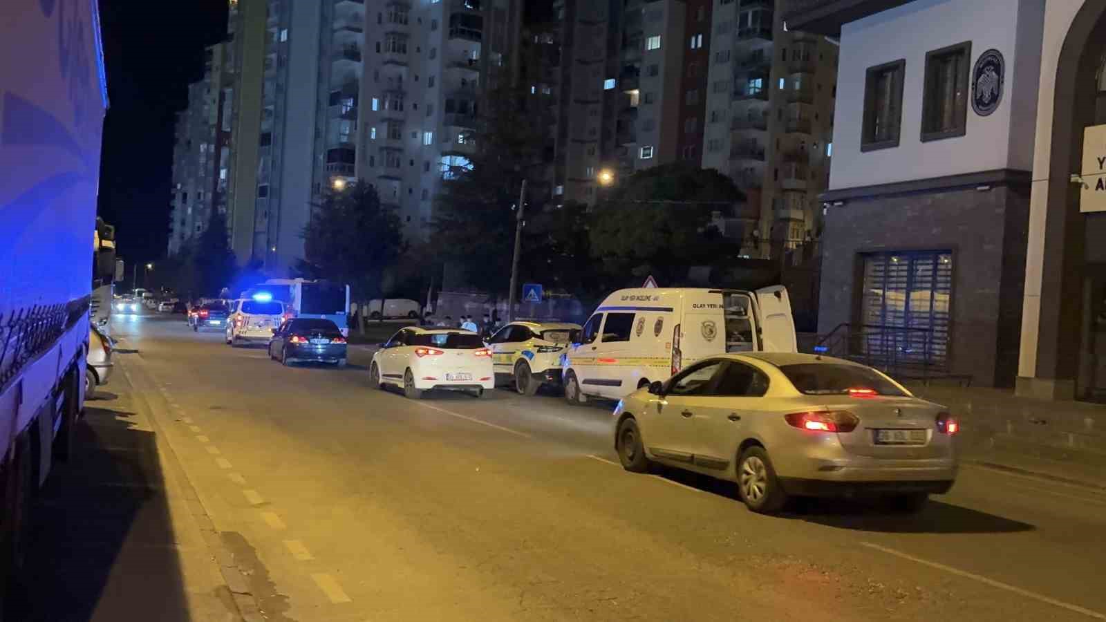 kayseride rastgele ates acildi 1 yarali 3 Zk4Cypjw