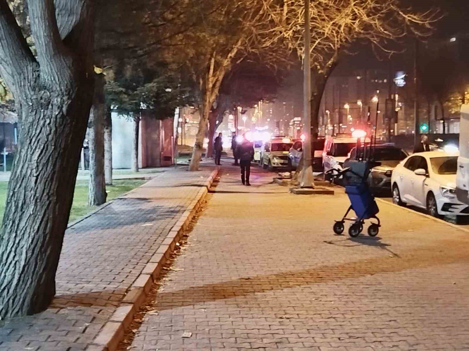 kayseride supheli canta panigi funye ile imha edildi 1 8w9sfjyy