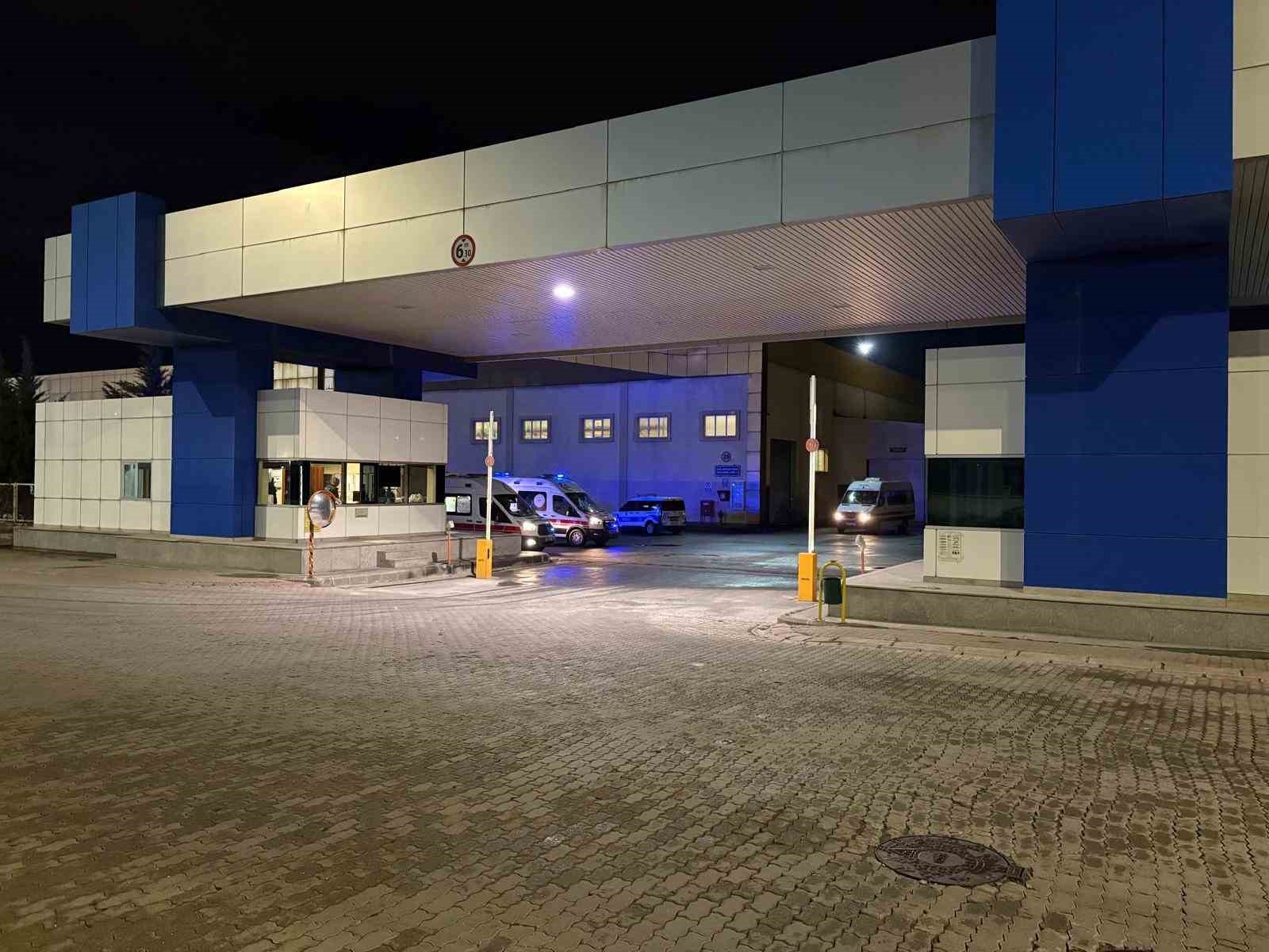 kayseride tavuk pilav yiyen 30 isci hastanelik oldu 5 OKBGXCa5