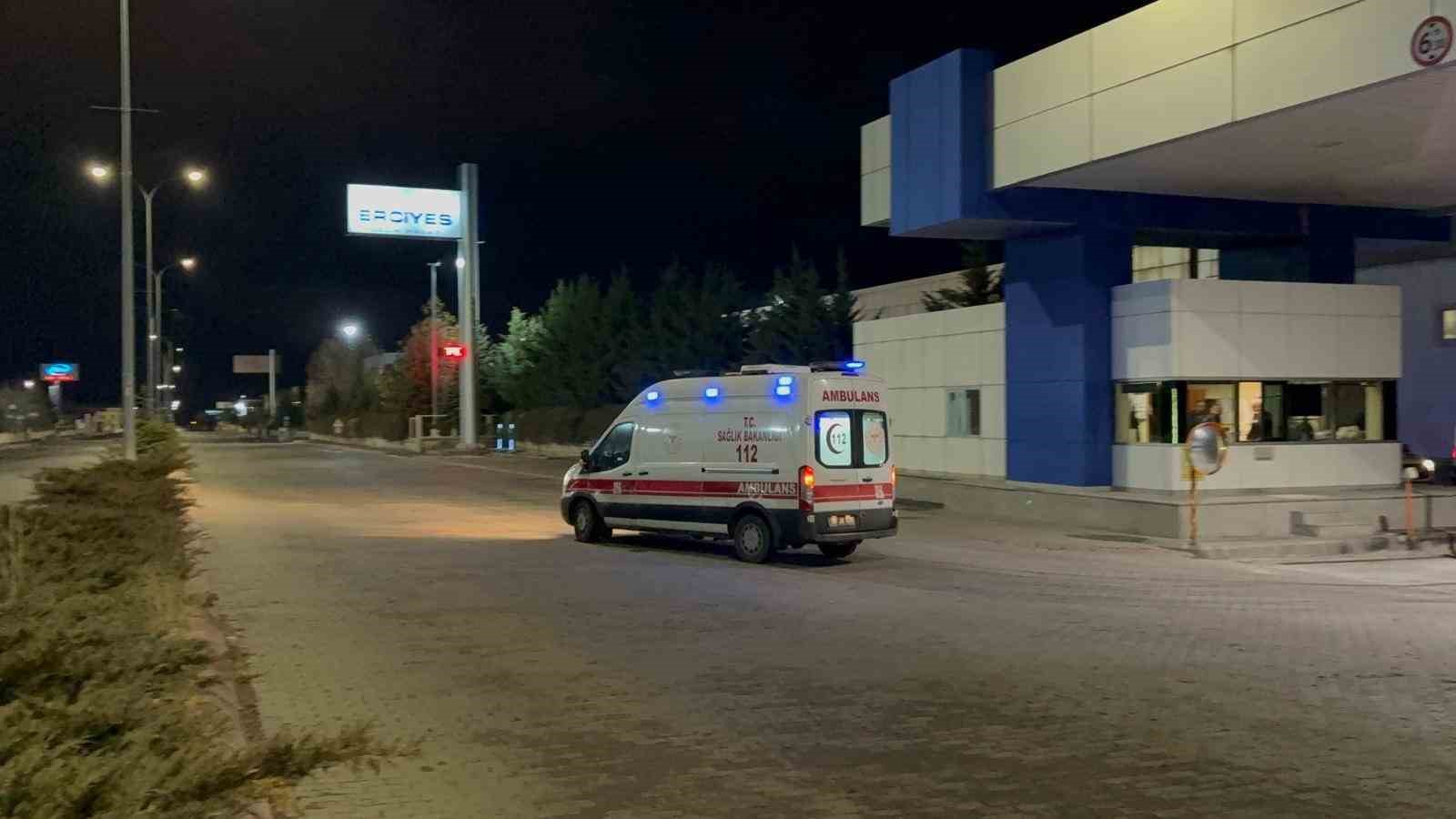 kayseride tavuk pilav yiyen 30 isci hastanelik oldu 6 NhlVDB3e