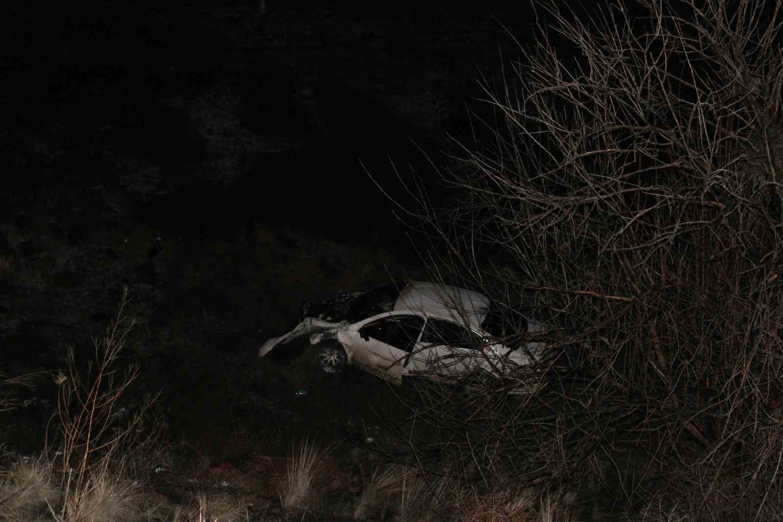 kayseride ucuruma dusen otomobilin surucusu yaralandi 1 dbvYXNCd