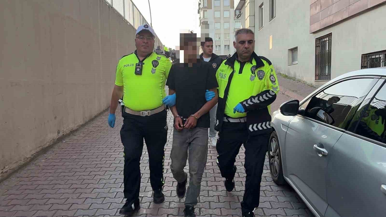 Kayseri’de uyuşturucu satıcılarına darbe: Çok sayıda gözaltı var 5 kayseride uyusturucu saticilarina darbe cok sayida gozalti var 1 26IWi9gv