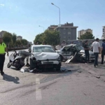 kayseride-zincirleme-kazada-otomobil-kagit-gibi-ezildi-5-yarali-2GiZGKtW.jpg