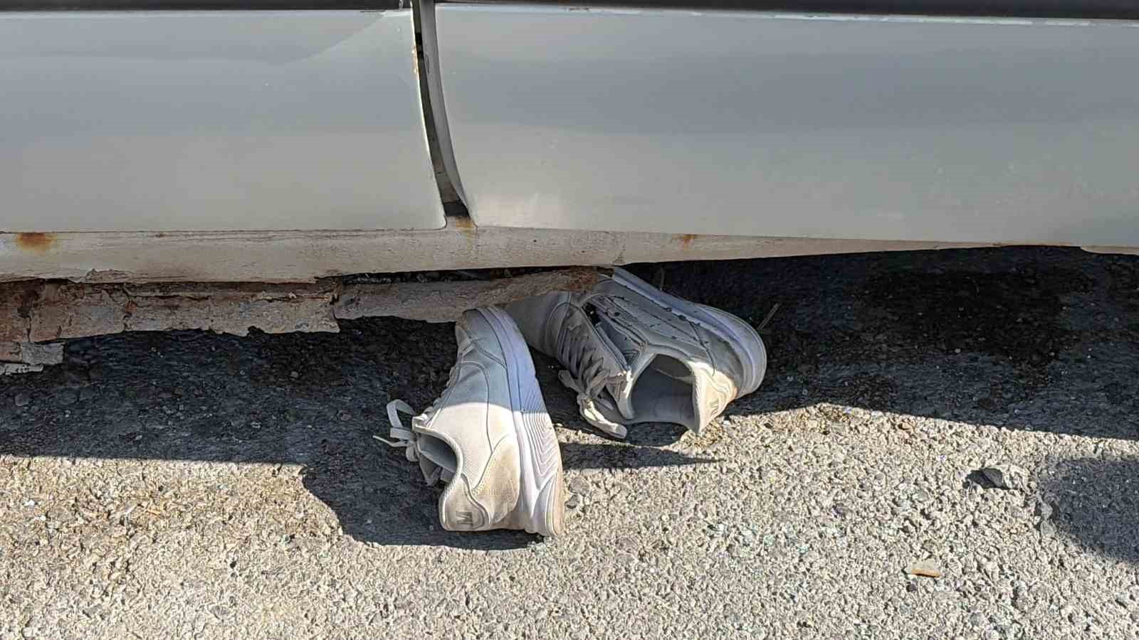 Kayseri’de zincirleme kazada otomobil kağıt gibi ezildi: 5 yaralı 9 kayseride zincirleme kazada otomobil kagit gibi ezildi 5 yarali 5 XAtiC2uQ