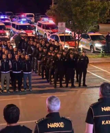 kayserideki-dev-uyusturucu-operasyonunda-211-kisi-tutuklandi-aiEhHv6O.jpg