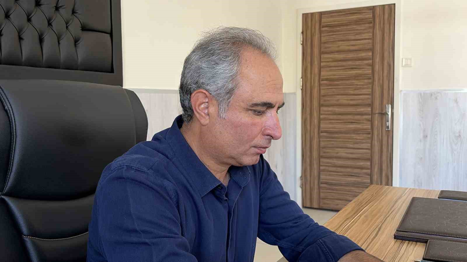 kayserili yazar erciyes daginin karakteristik yapisini kitaba doktu 0 Z71jccR7