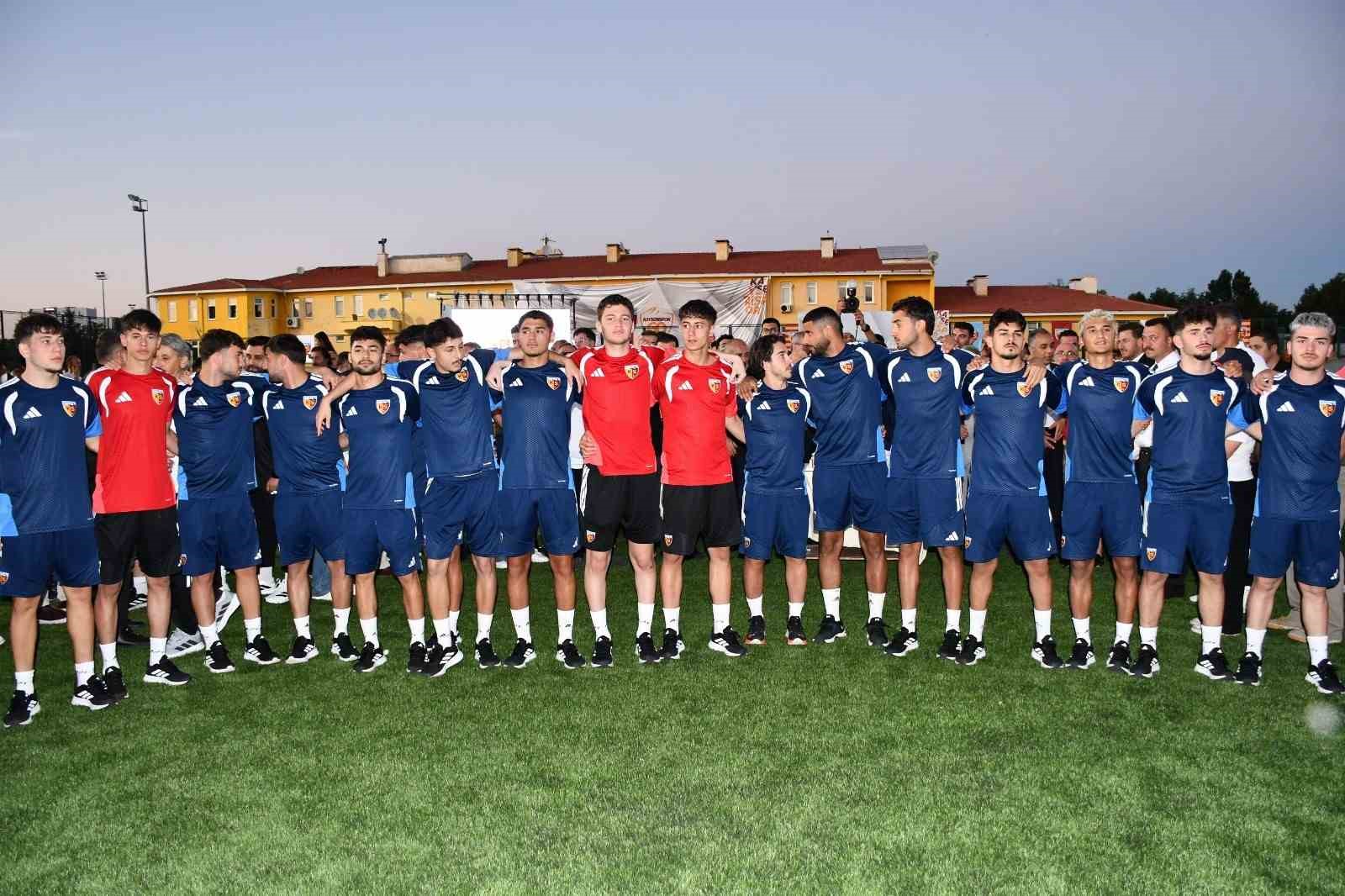 kayserispor 60 yilini coskuyla kutladi 3 1JLp5VYN