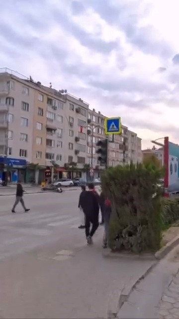 kaza ani kask kamerasina yansidi 4 ZU5PiL47