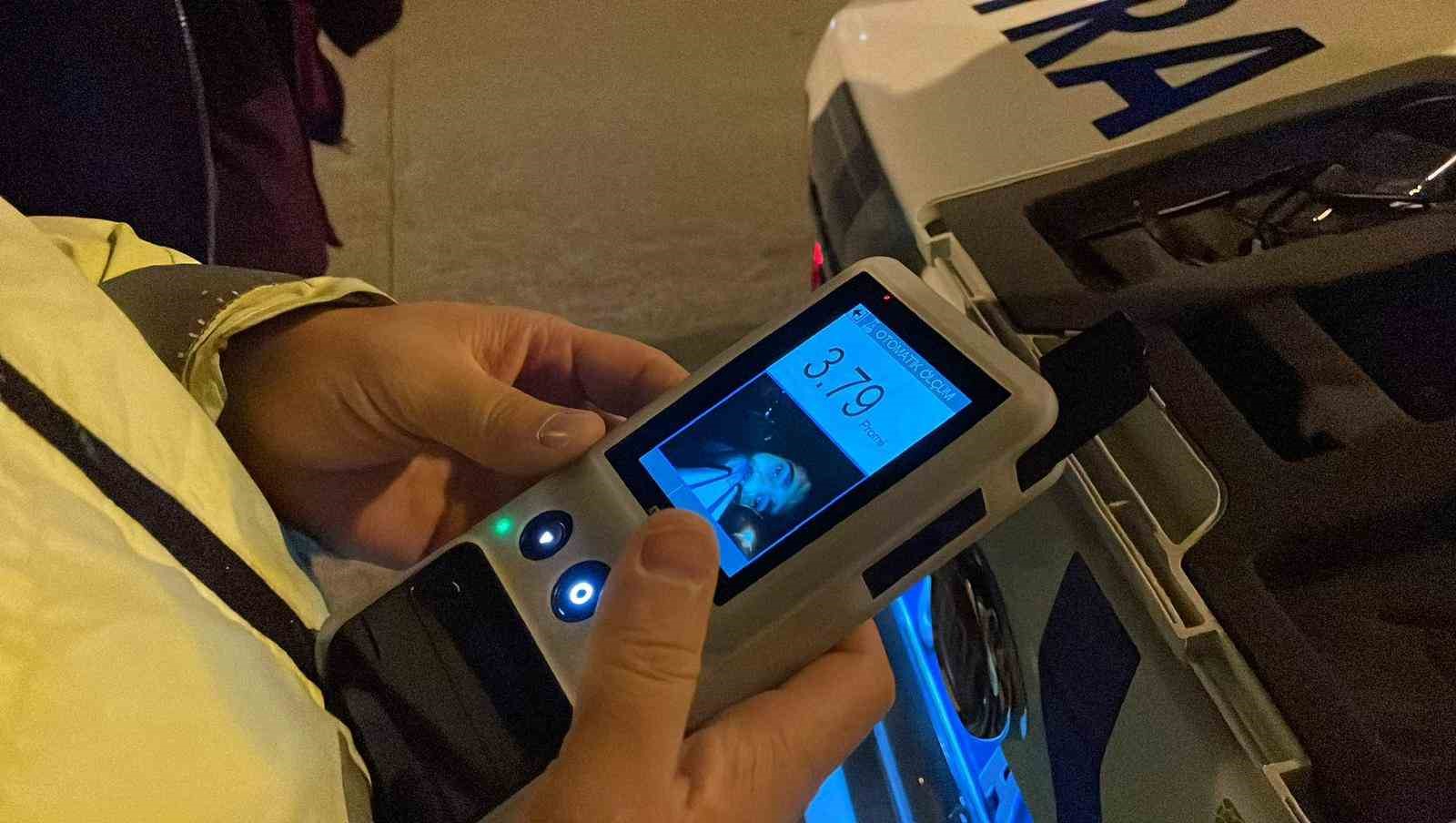 Kaza sonrası 3.79 promil alkollü çıkan elektrikli bisiklet sürücüsü, "Çirkin çıkmışım" dedi 4 kaza sonrasi 379 promil alkollu cikan elektrikli bisiklet surucusu cirkin cikmisim dedi 0 qh8KmaKH