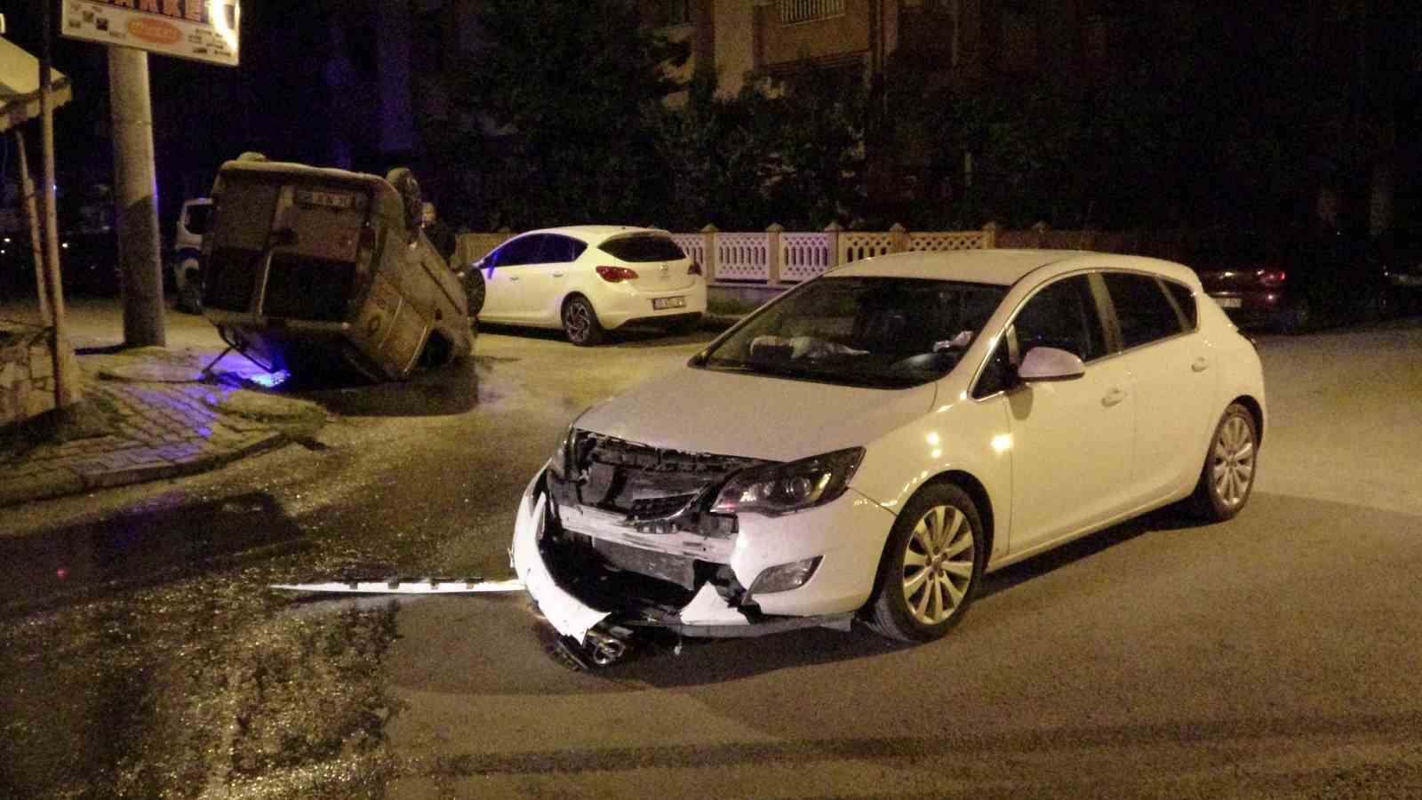 kaza sonrasi ters donen aractan sizan akaryakit panige neden oldu 1 FRQLlefu