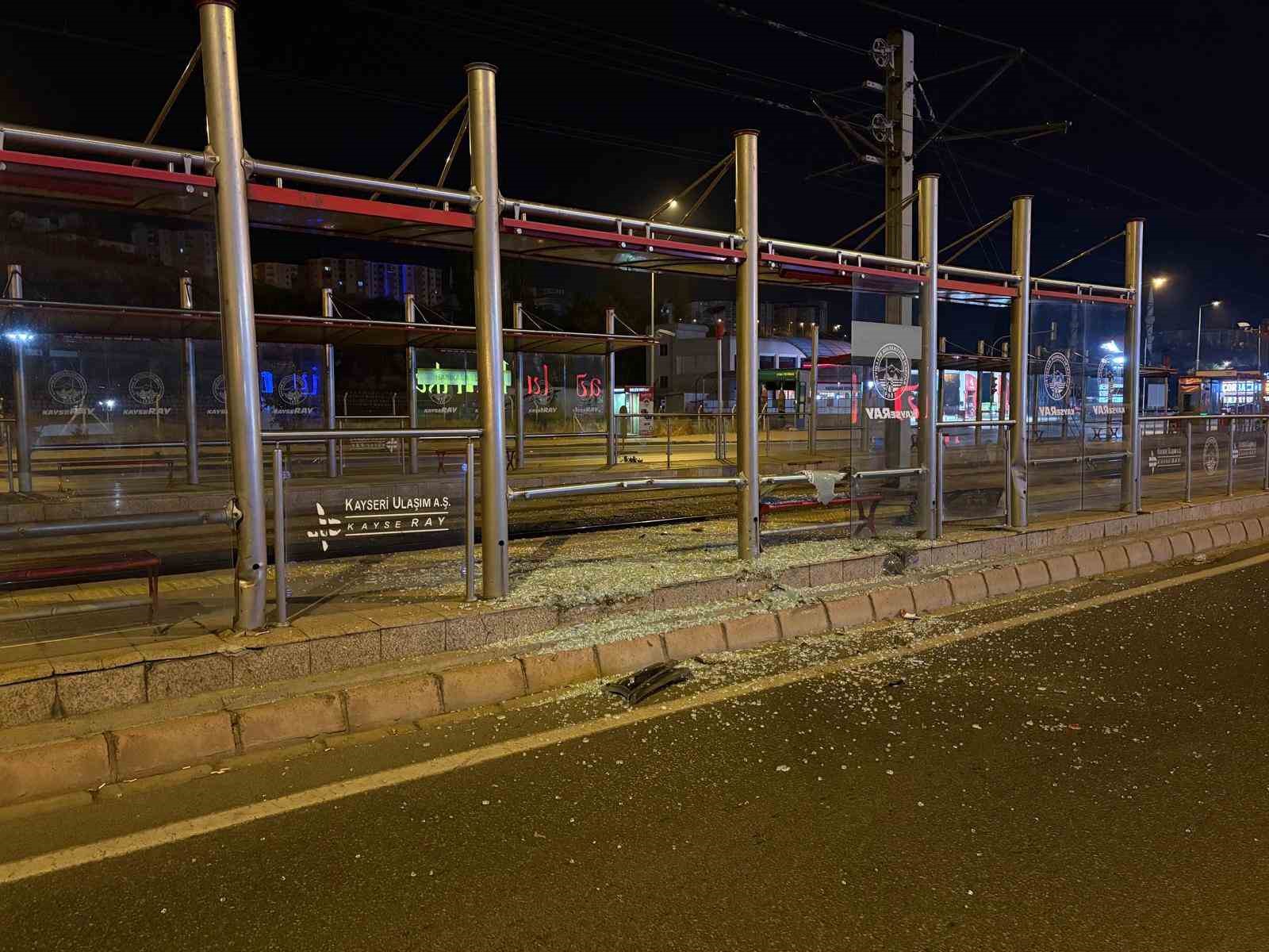 kaza yapan alkollu surucu polise beni alin birakmayin 4 qAcdTPKI