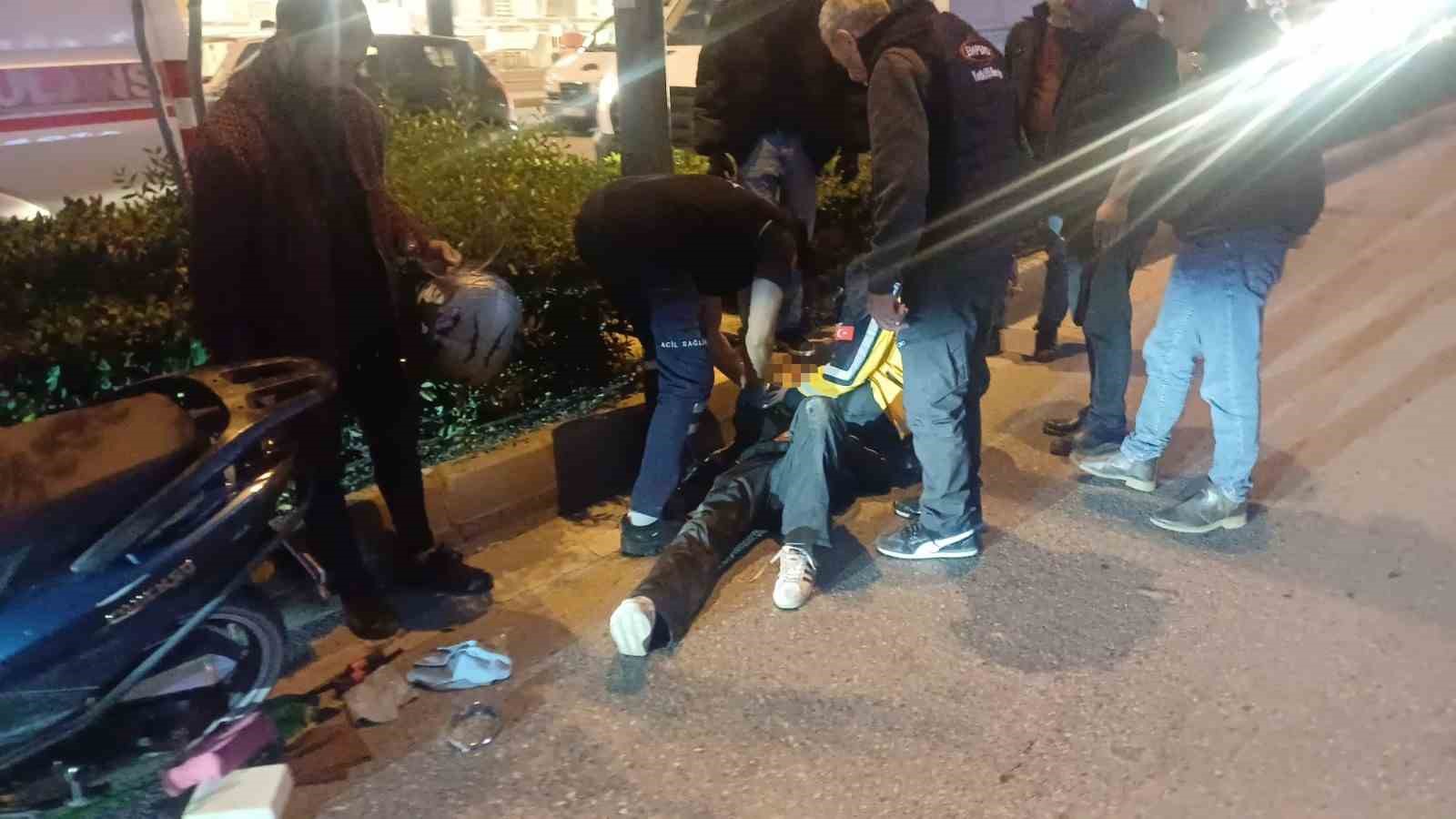 kaza yaptigi motosikletini yaptiramadan tekrar kaza yapti yerde yarali halde derdini anlatti 0 YfcArpC5