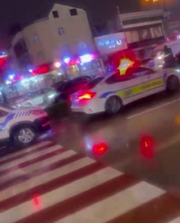kaza-yerine-gelen-polis-kendi-oglunun-yarali-oldugunu-gorunce-sok-yasadi-57ZFwVnY.jpg