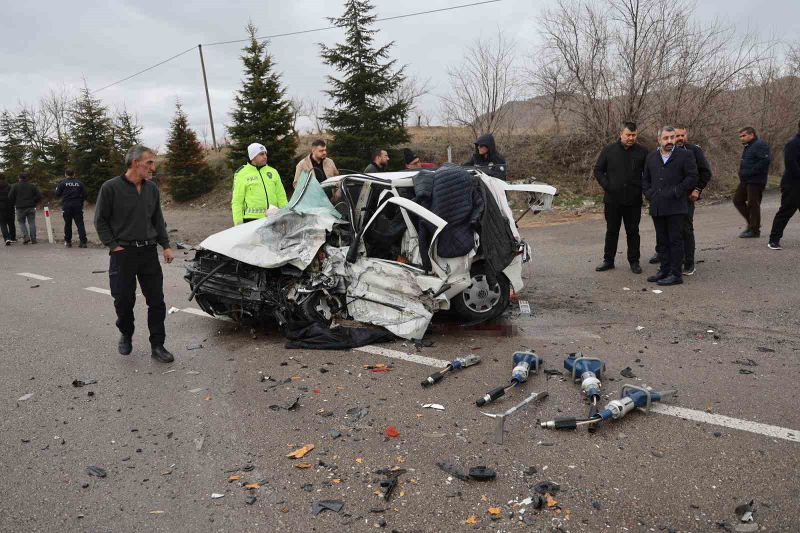 kazada esi ve 2 cocugunu kaybeden anne de yasam mucadelesini kaybetti 3 WX9NYOKS