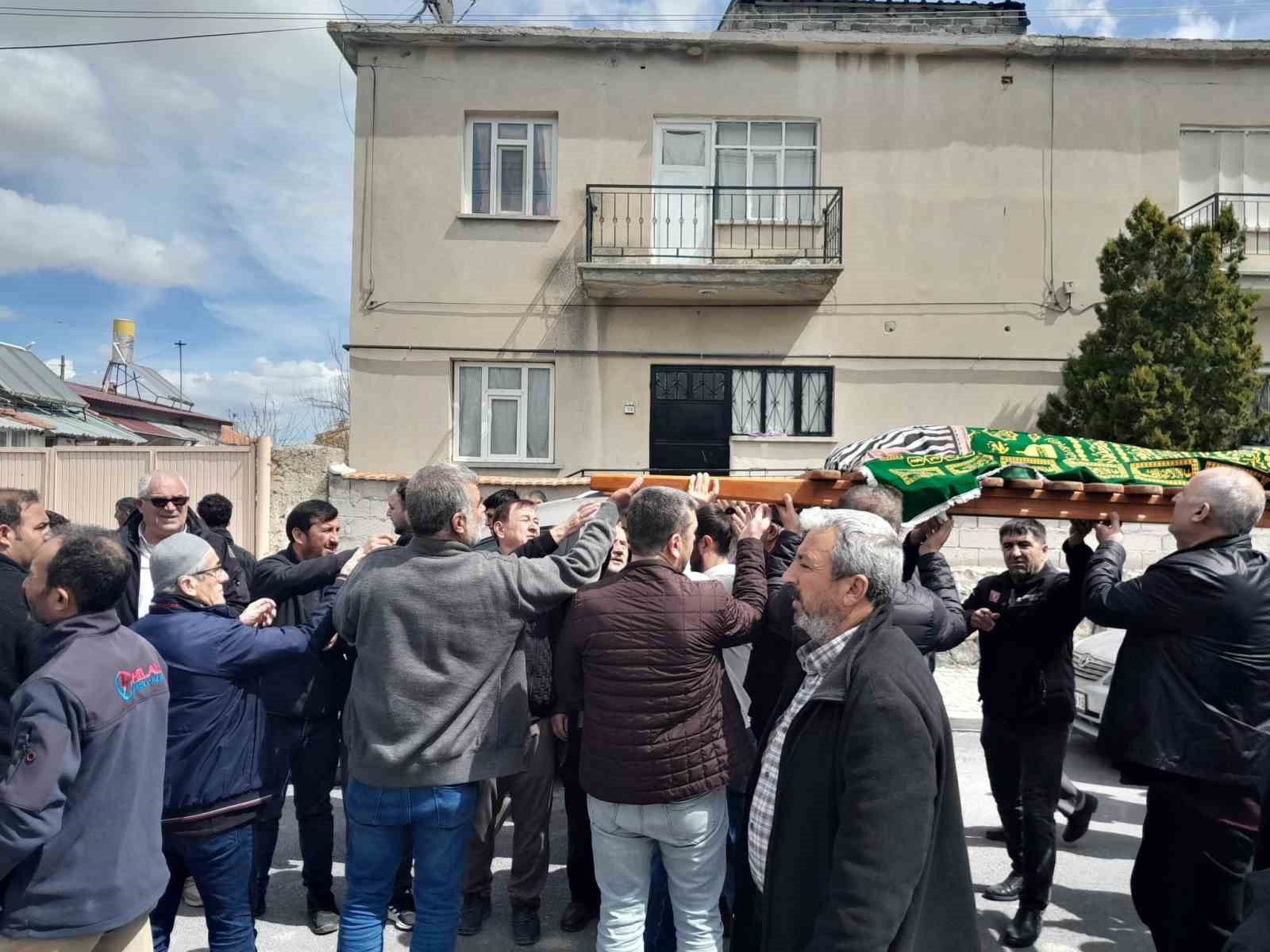 kazada hayatini kaybeden cocuga aci veda 1 6vdEAvsn