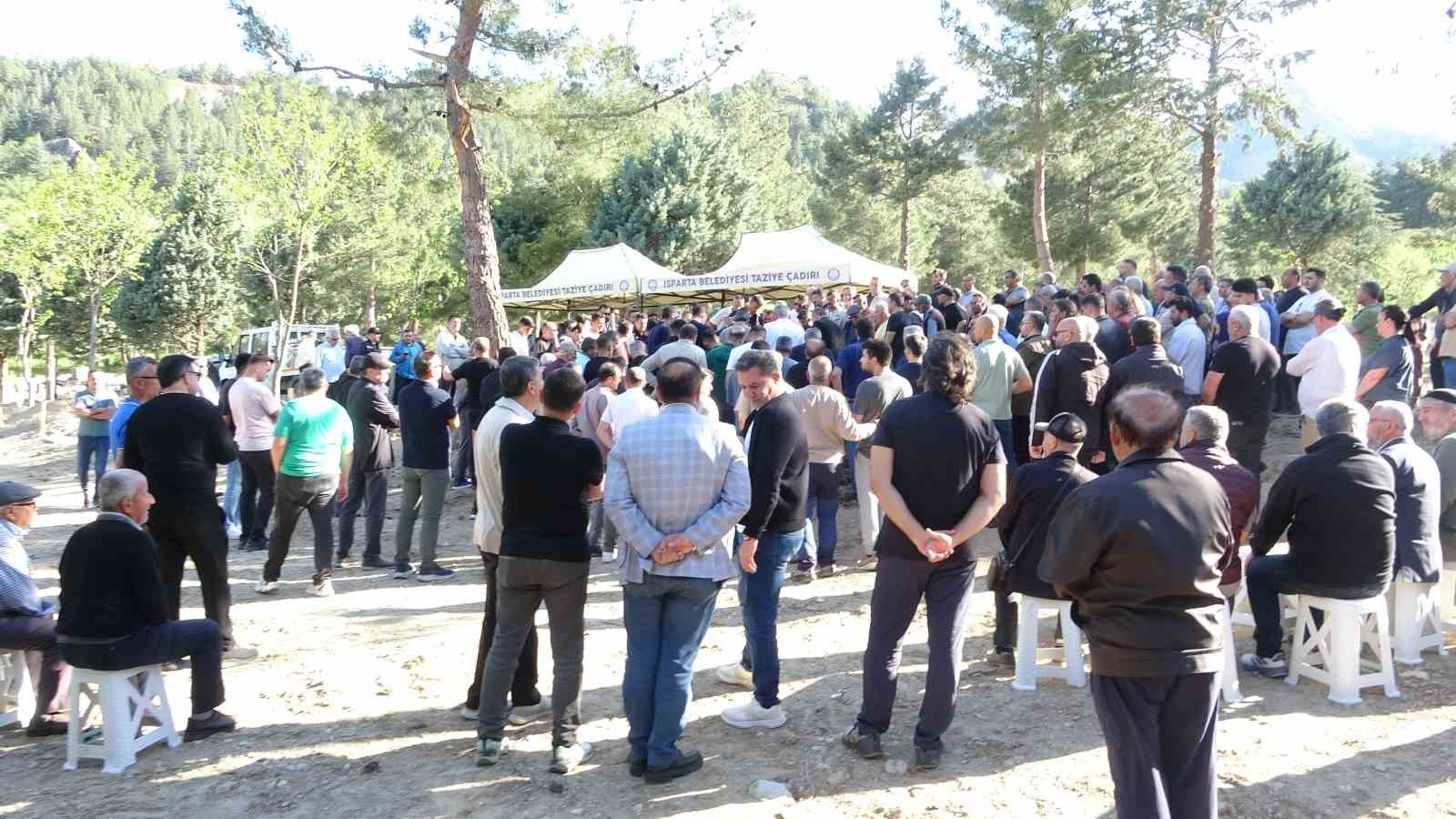 kazada hayatini kaybeden prof dr ismail kir son yolculuguna ugurlandi 5 3A4BVYVn